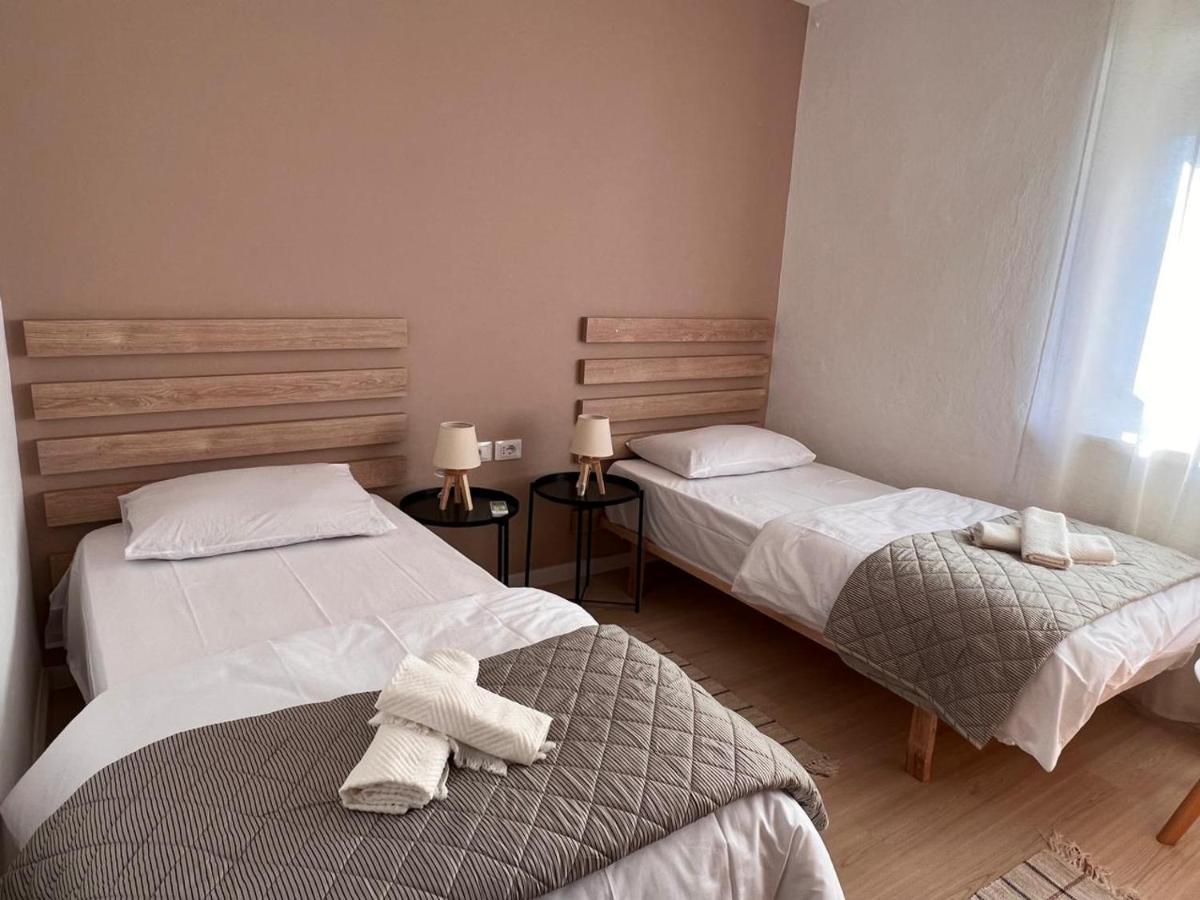 Centre Apartment In Shkodër Eksteriør billede